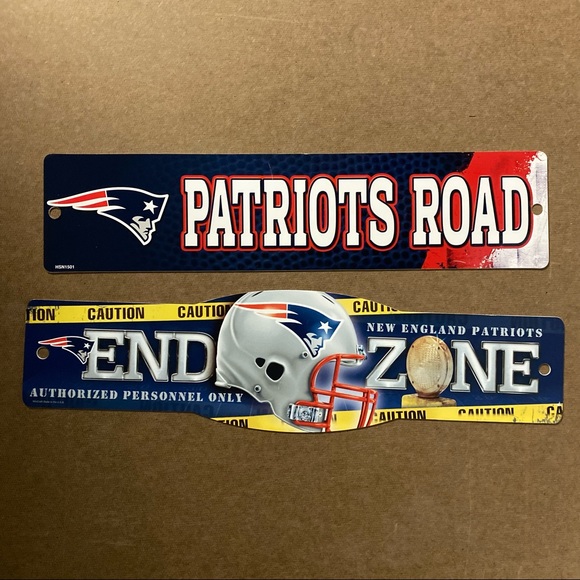 New england patriot signs - Picture 1 of 12